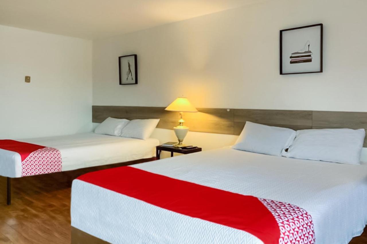 Hotel Penticton Granada Inn Zewnętrze zdjęcie